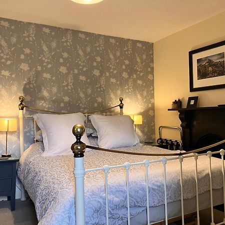 Plas Yn Yale With Mountain Views From All Windows Wrexham Eksteriør bilde