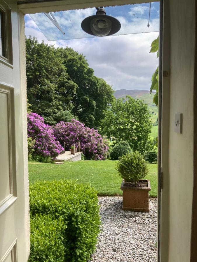 Plas Yn Yale With Mountain Views From All Windows Wrexham Eksteriør bilde